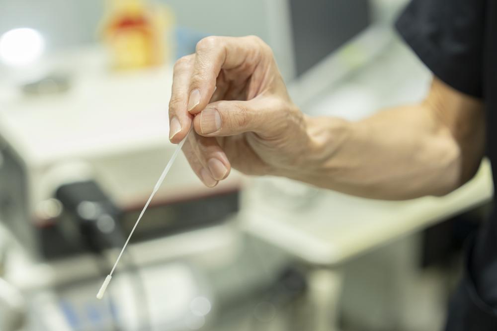 耳鼻科での迅速検査イメージ